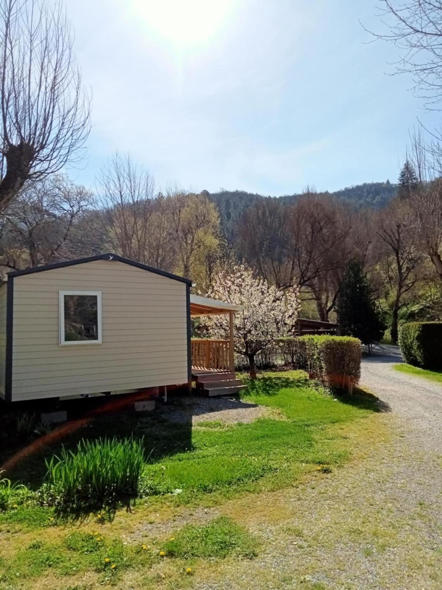 Camping Du Bourg Digne-les-Bains Zewnętrze zdjęcie