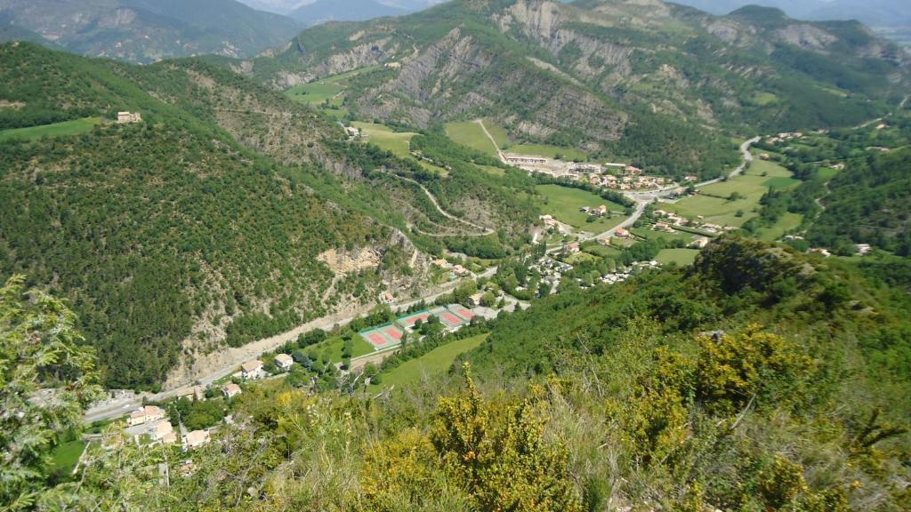 Camping Du Bourg Digne-les-Bains Zewnętrze zdjęcie