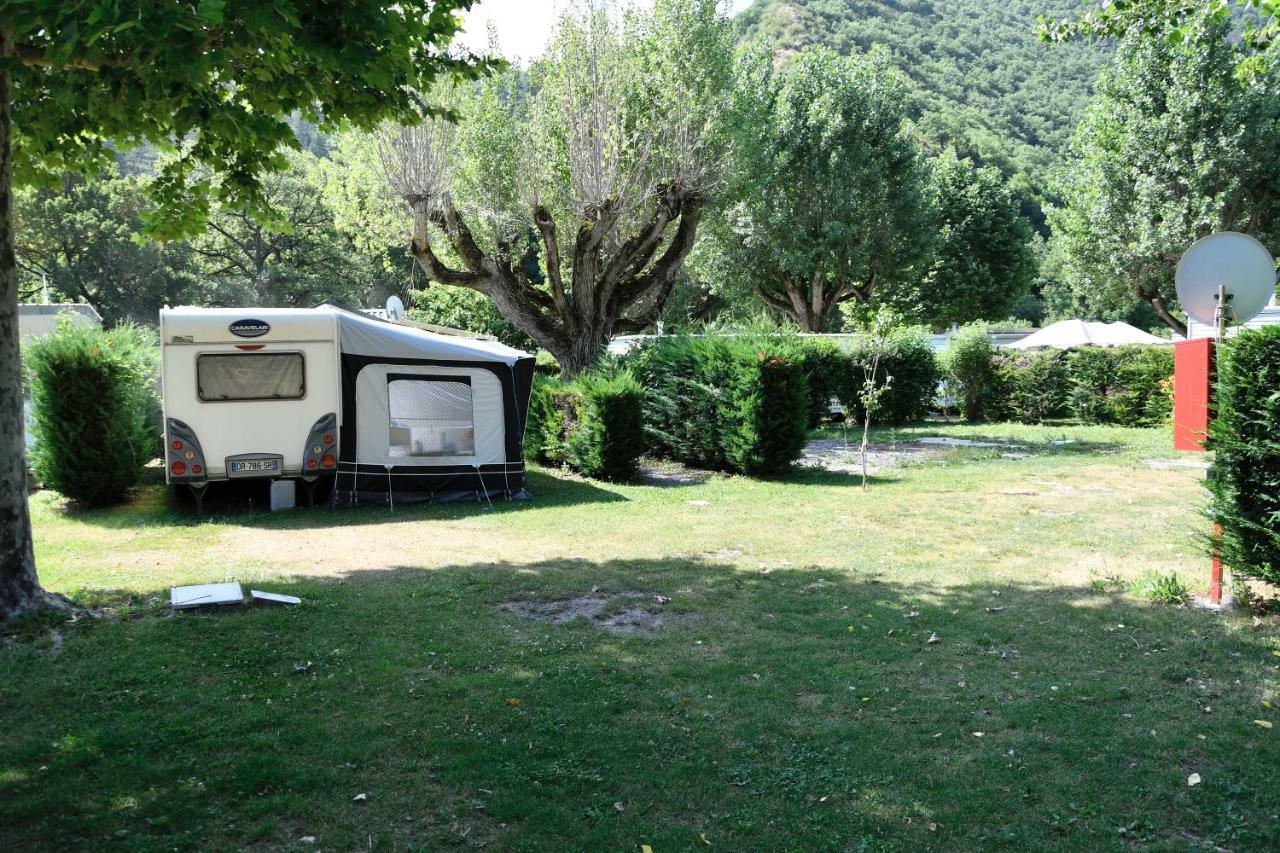 Camping Du Bourg Digne-les-Bains Zewnętrze zdjęcie